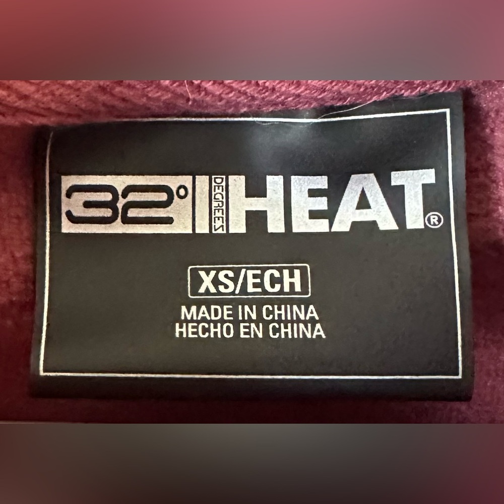 32 Degrees Heat XS Top in Burgundy